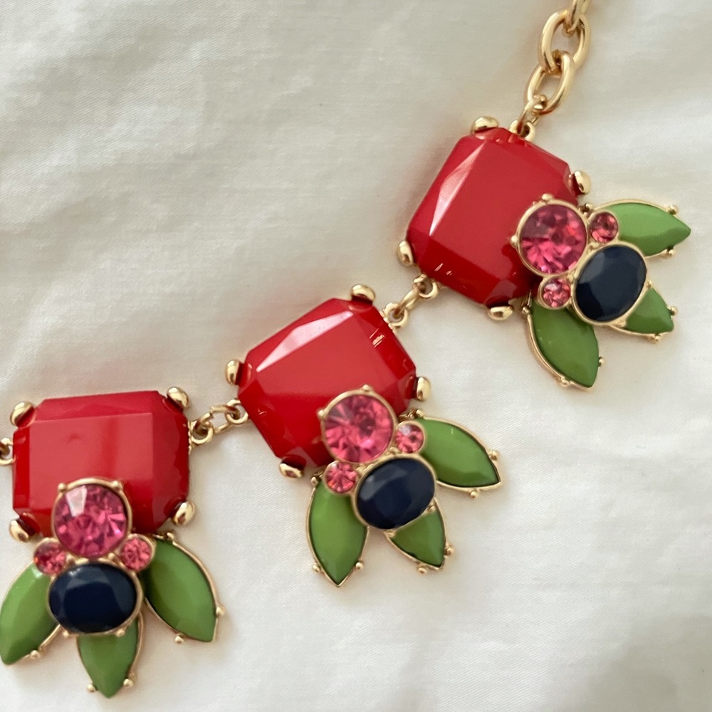 Statement Necklace - Picture 2 of 3